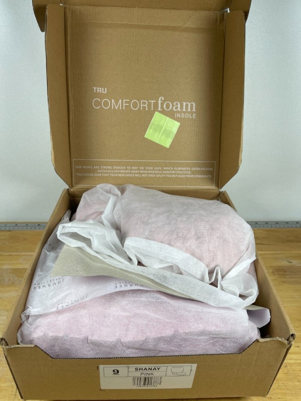 White Mountain Shanay Pink Faux Fur Boots Womens Size 9 Winter - Picture 8 of 11